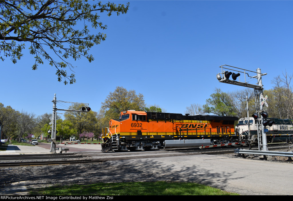 BNSF 6932 9792